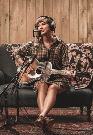 Taylor Swift/Facebook